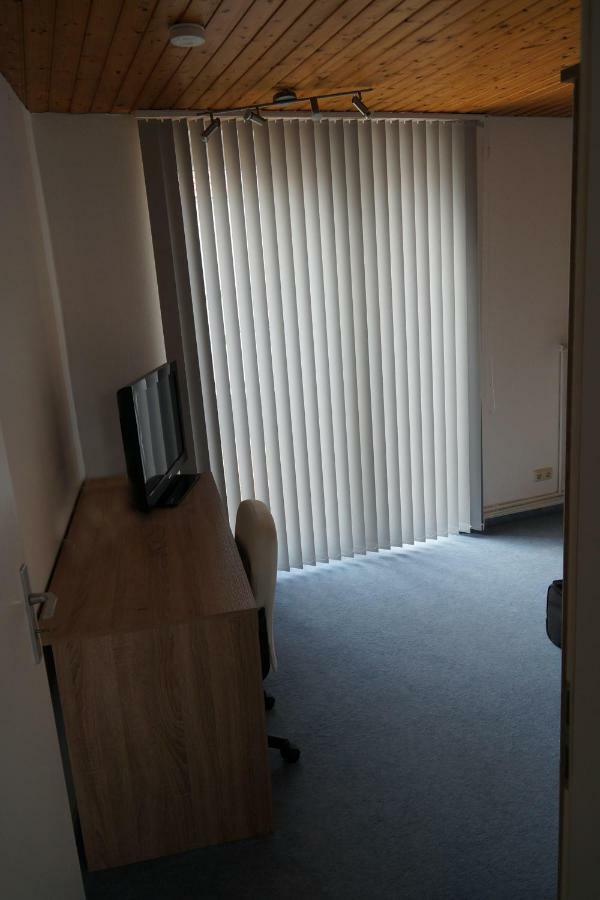 1 Zimmer Appartment Springe Buitenkant foto